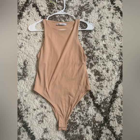Zara nude bodysuit size medium. - Picture 1 of 2
